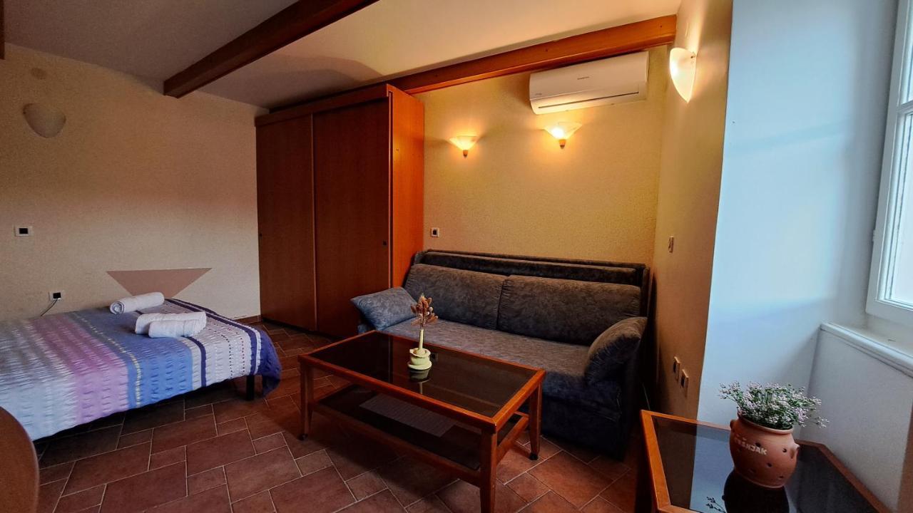 Baska Studio Seaview Εξωτερικό φωτογραφία